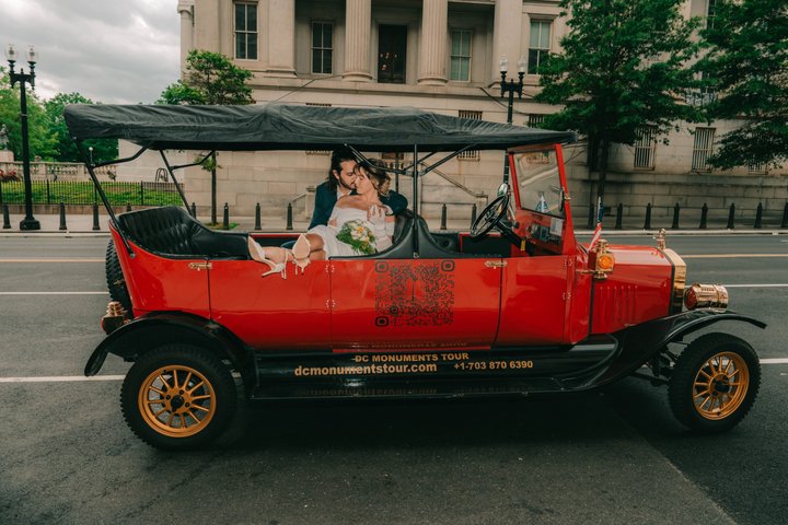 Tour privado a la luz de la luna por Washington D.C. en coche vintage de lujo