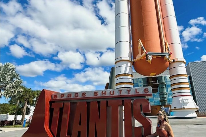 Port Canaveral til Kennedy Space Center Tour deretter til MCO Airport