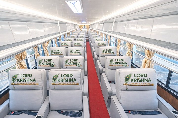 Lumbini naar Kathmandu Tourist Bus VIP / Premium Economy Sofa Seater