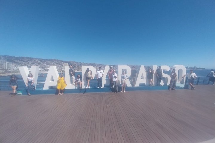 Tour Premium a Valparaíso y Viña del Mar desde Santiago