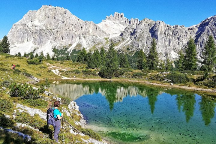 Passeio guiado privado a pé nas Dolomitas de Cortina