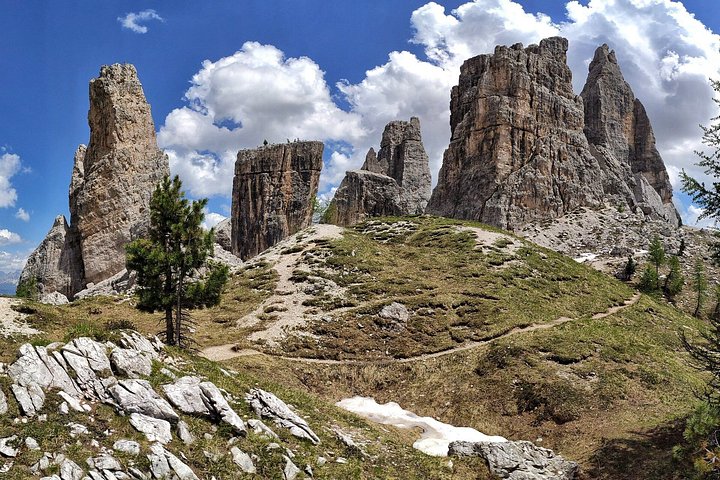 Passeio guiado privado a pé nas Dolomitas de Cortina