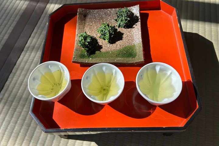 Cérémonie de dégustation et de thé Uji Matcha avec l'ancien Geiko + Uji Walk