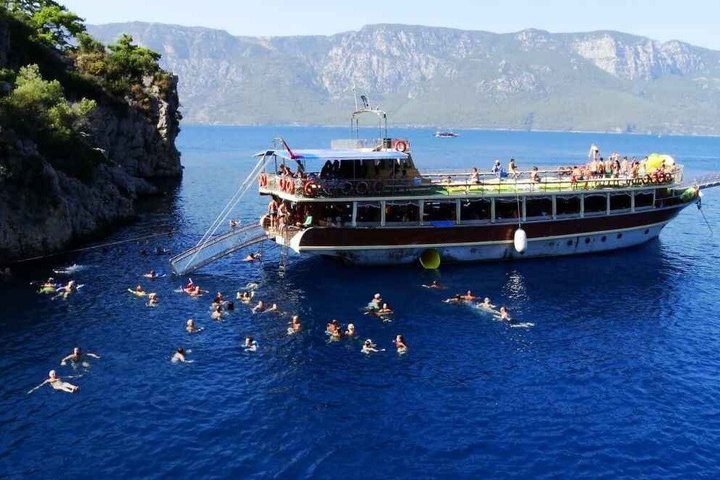 Marmaris All-inclusive bådtur: Frokost og ubegrænsede drikkevarer