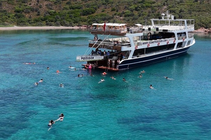 Cesme Boat Tour Cruzeiro nas Baías Escondidas com Paradas de Natação