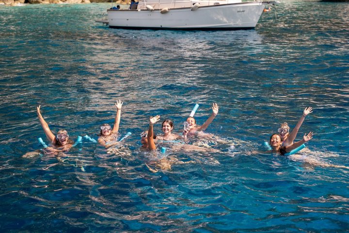 Positano & Amalfikusten Dagstur med båt i liten grupp från Sorrento