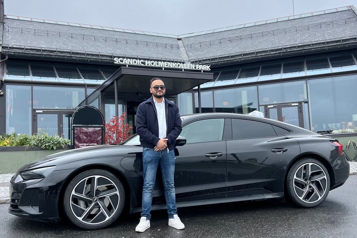 Servizio di trasferimento dall'aeroporto privato/hotel di Oslo || Italiano