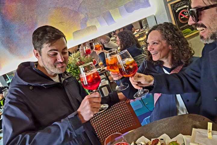 Padua Food Tour Marked til Osteria, 10 + Tastere, Vin, Lokalguide