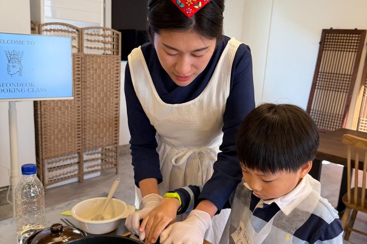 Lille gruppe markedstur og koreansk madlavning i Gyeongju
