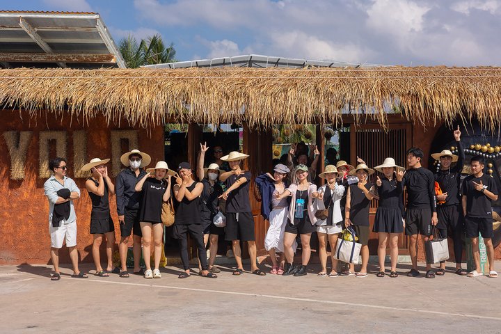 Coral Reef Snorkeling en Floating Bar Party vanuit Nha Trang