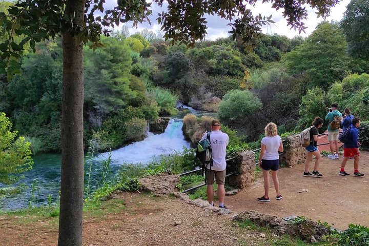 Da Trogir, Seget, Okrug: Cascate di Krka & tour culturale di Sebenico