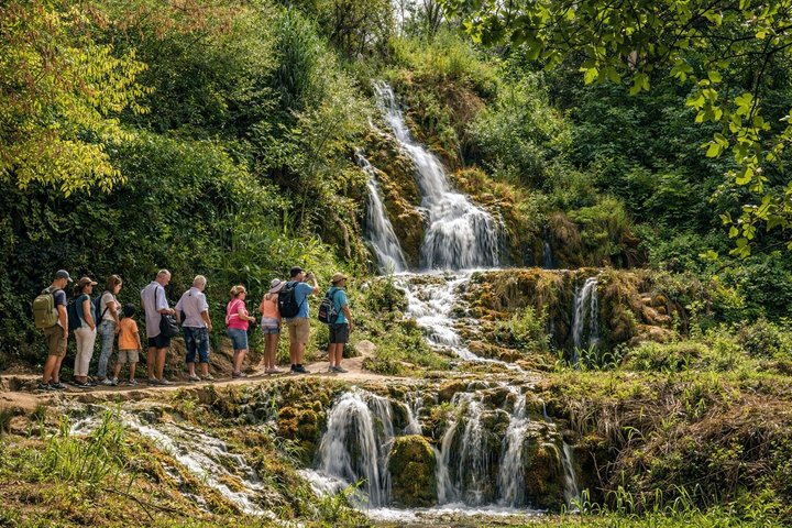 Da Trogir, Seget, Okrug: Cascate di Krka & tour culturale di Sebenico