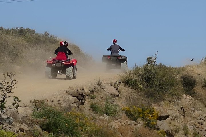 Quad-Bike-Stadtrundfahrt durch Cabanaconde mit Blick auf den Colca Canyon