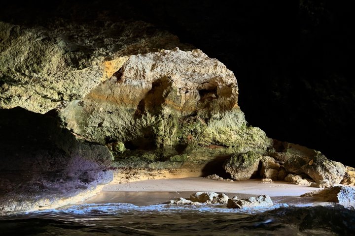 Tour in kayak a Benagil: avventura tra le grotte marine
