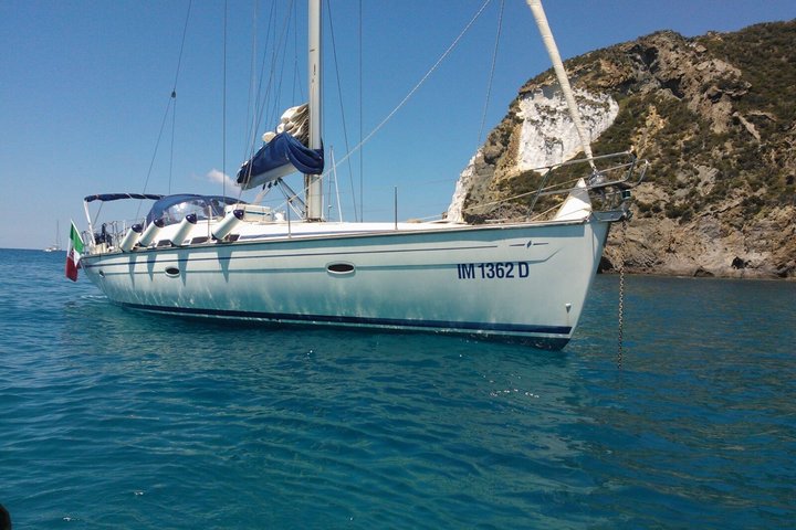 Excursão de barco pelo arquipélago de La Maddalena saindo de Cannigione