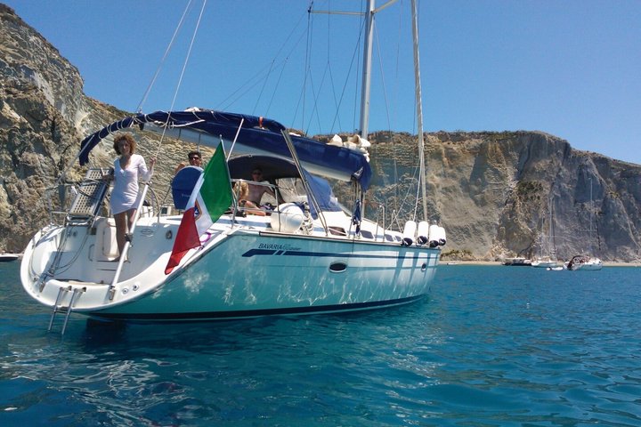 Excursão de barco pelo arquipélago de La Maddalena saindo de Cannigione