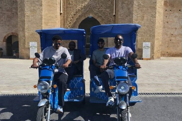 Tour privato TukTuk di Rabat: Medina, Chellah, Torre Hassan, Udaya