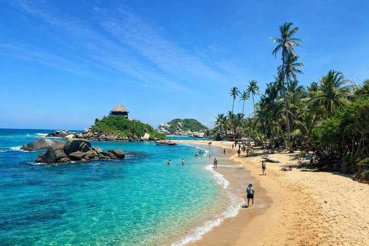 Privat Tayrona Hike till Cabo San Juan : Tvåspråkig Guide + Transport