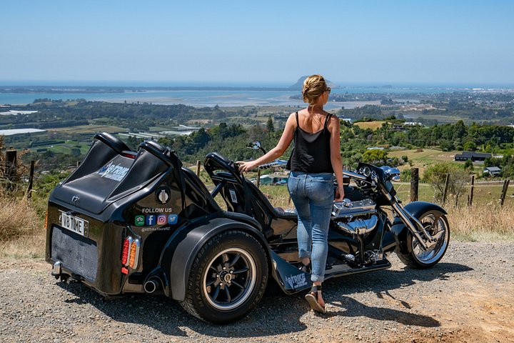 TAURANGA SHORE EXCURSION : V8 TRIKE - 1,5 timers by eller naturskjønne tur