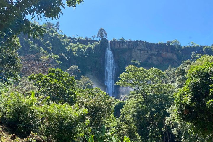 Sisiyi Falls Round Walk Caminata Aventura Escénica