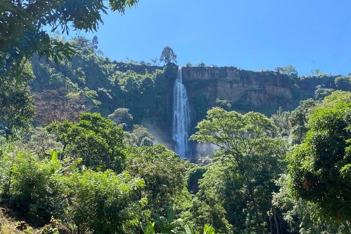 Sisiyi Falls Round Walk Caminata Aventura Escénica