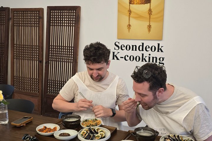 Lille gruppe markedstur og koreansk madlavning i Gyeongju