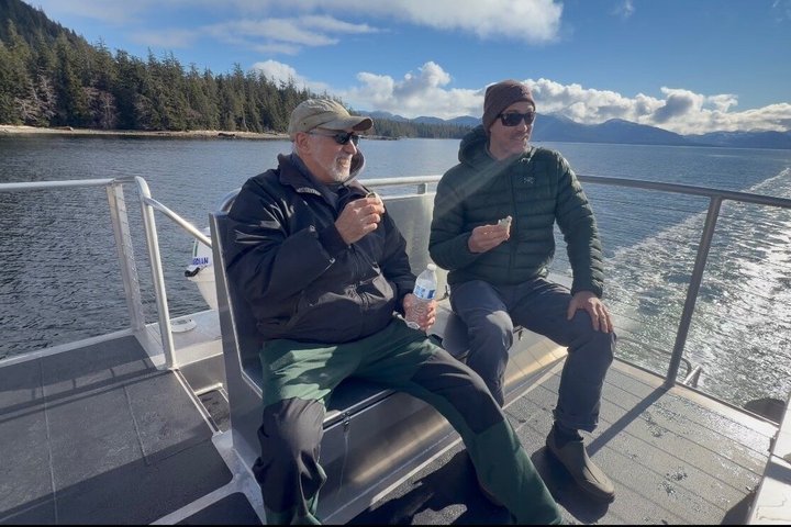 Wale und Mittagessen! Ketchikan's Premier Marine Säugetier Besichtigungstour
