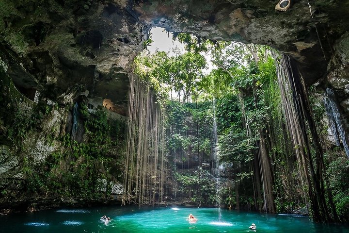 Chichen Itza Cenote Saamal och Valladolid dagstur från Cancun