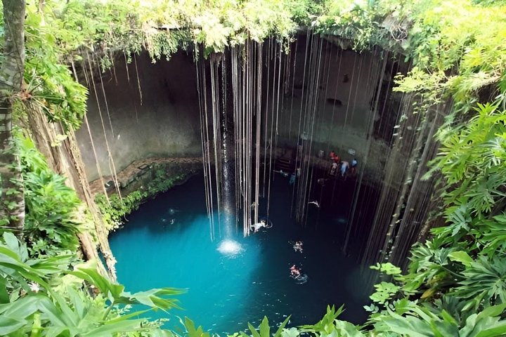 Chichen Itza Cenote Saamal och Valladolid dagstur från Cancun