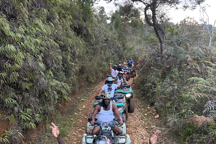 Medellin: Aventura Off-Road en ATV, Quad-Adrenalina-cascada