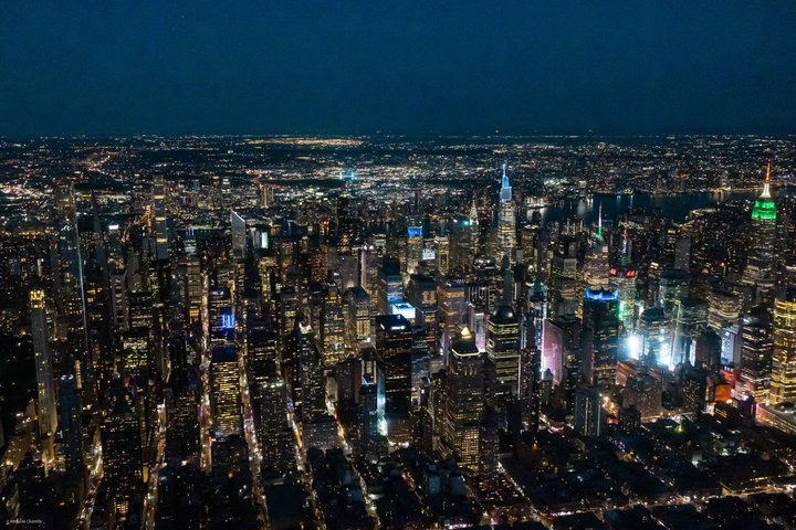 Excursão privada de helicóptero pela cidade de Nova York para 2 a 6 pessoas saindo de Westchester