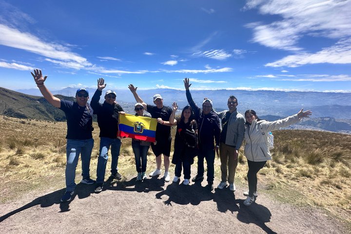 Visite privée de la ville : Quito colonial, le Milieu du monde et le téléphérique