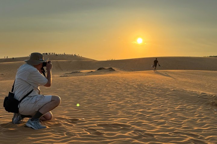 5 - Hour Sunrise eller Sunset Jeep Tour från Mui Ne