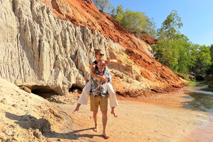 5 - Hour Sunrise eller Sunset Jeep Tour från Mui Ne