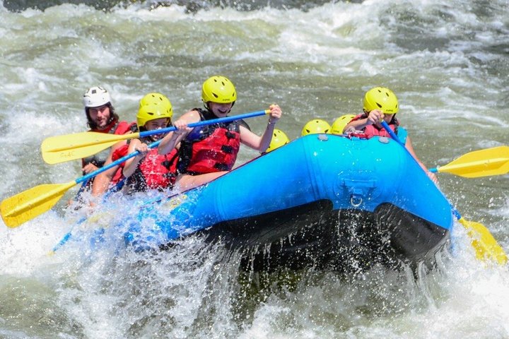Halvdags Shoshone Rafting i Glenwood Springs