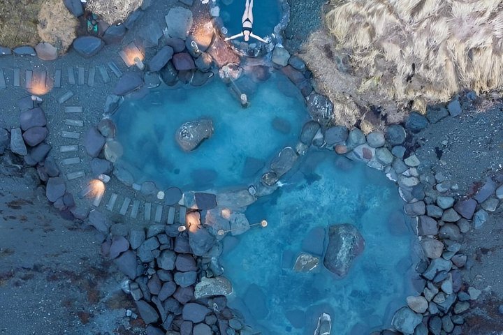 Hoteller i nærheden af Silver Circle Adventure - Glacier Tunnel & Hvammsvik Hot Springs