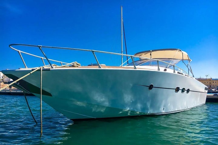 Gargano Yacht-utflukt fra Vieste med aperitiff og skipper
