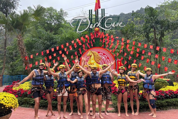 Visite d'une journée de la grotte sombre et de la grotte de Phong Nha