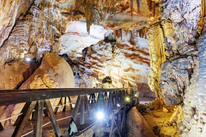 Phong Nha Cave & Paradise Cave ganztägige Erkundung ab Hue