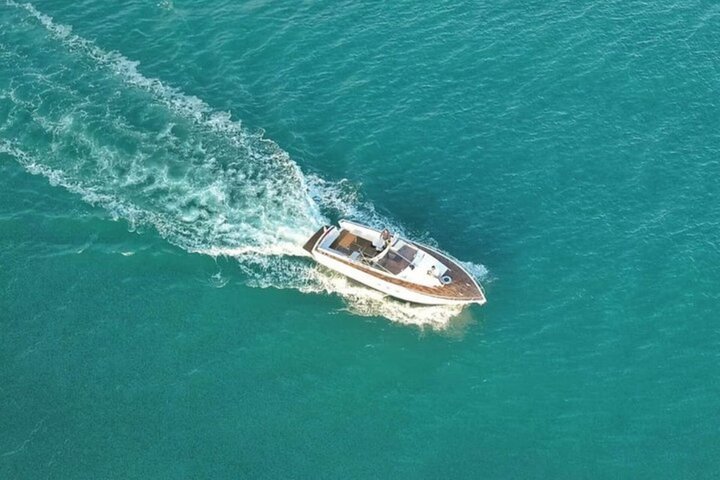 Gargano Yacht-utflukt fra Vieste med aperitiff og skipper