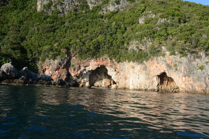 Himarë : Die 10 + Strände tägliche Bootsfahrt in Albanien (2026 Paket)