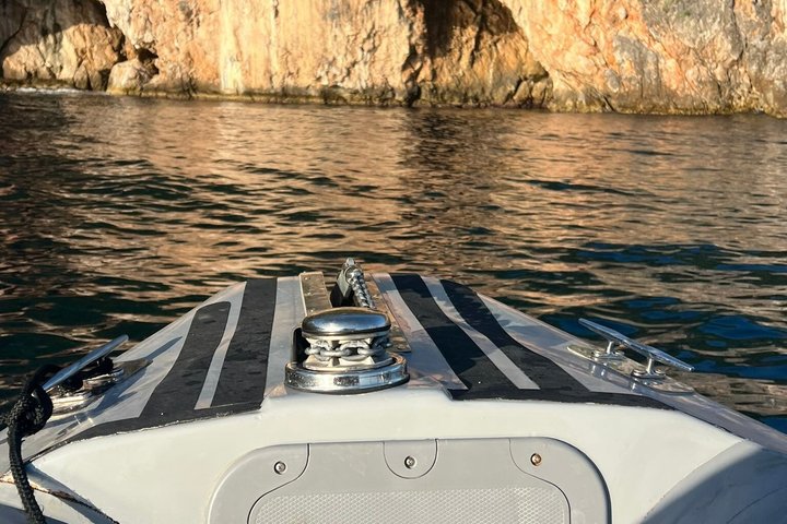 Privat bådtur: Grama Bay og + 15 strande i Himarë, Albanien