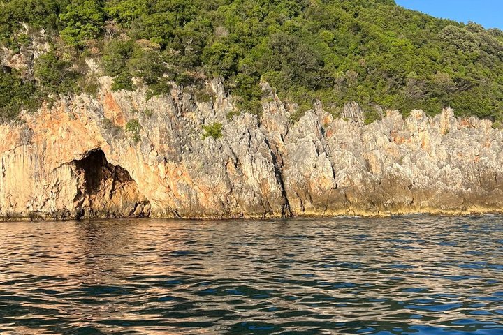 Privat bådtur: Grama Bay og + 15 strande i Himarë, Albanien