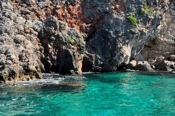 Privat bådtur: Grama Bay og + 15 strande i Himarë, Albanien