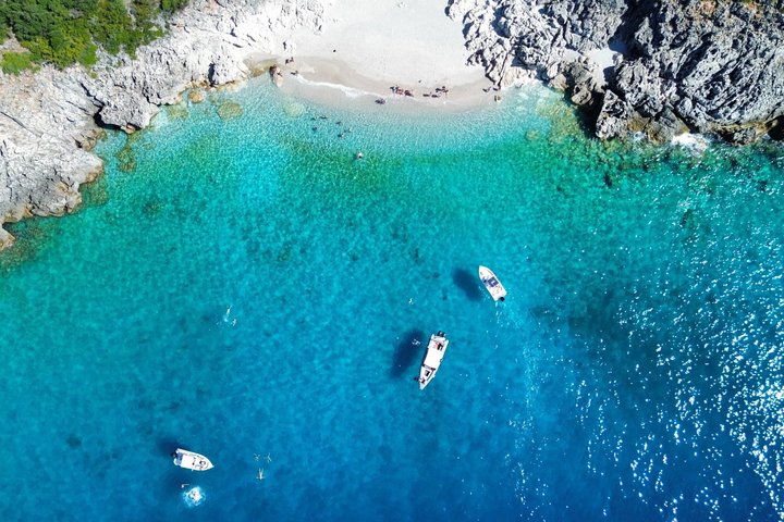 Privat bådtur: Grama Bay og + 15 strande i Himarë, Albanien