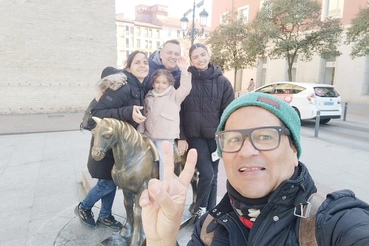 Die kompletteste Tour durch Saragossa : Geheimnisse, Fotos & Überraschungen