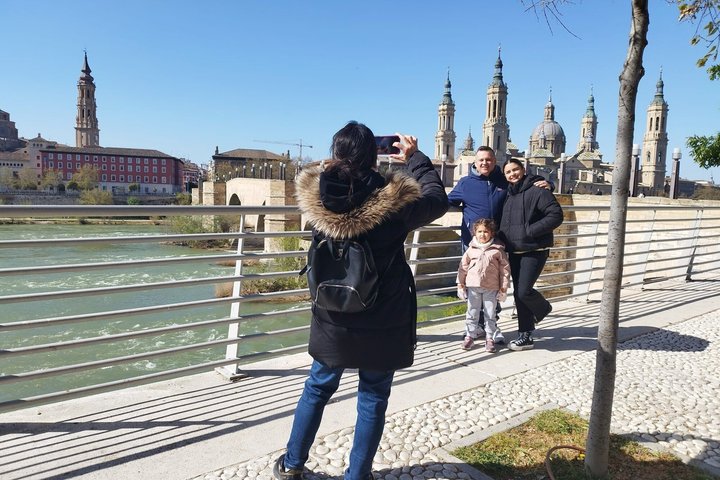 Die kompletteste Tour durch Saragossa : Geheimnisse, Fotos & Überraschungen