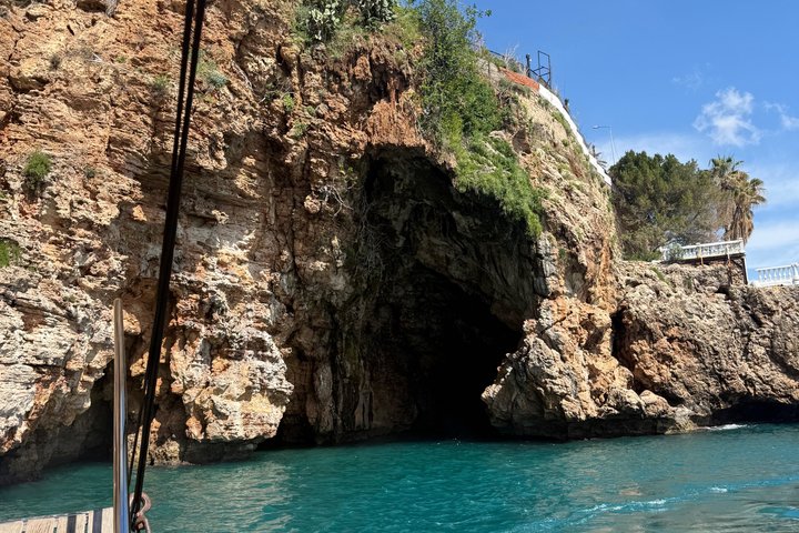 # Antalya Stadtrundfahrt 2 Wasserfälle, Bootsfahrt –Alle Tickets inklusive