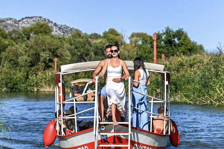 Virpazar Skadar Lake Tour in barca con fauna e natura