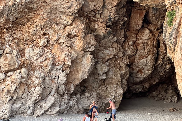 Privat bådtur: Grama Bay og + 15 strande i Himarë, Albanien